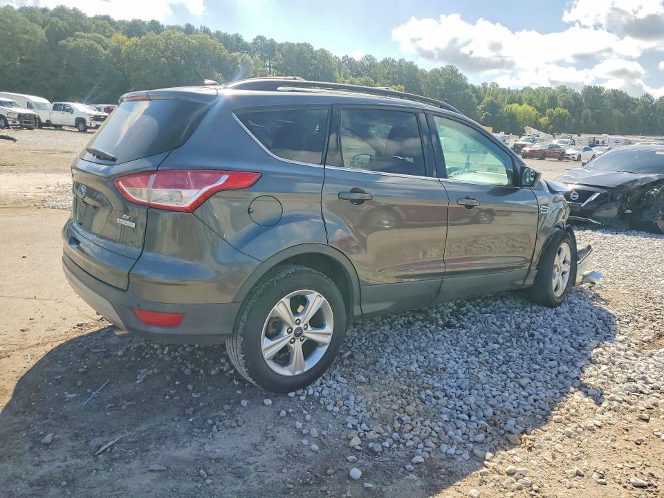 Снимка 3 от търг – 2015 FORD ESCAPE с VIN 1FMCU0GX8FUB88509