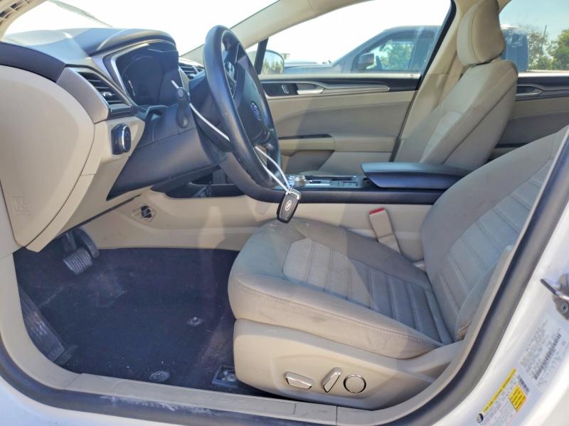 Zdjęcie 7 z aukcji – 2020 FORD FUSION z VIN 3FA6P0LU1LR104284
