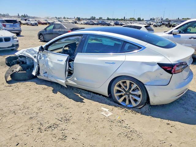Photo 2 from auction – 2020 TESLA MODEL 3 with VIN 5YJ3E1EAXLF476803