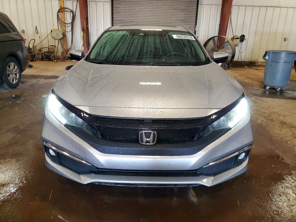 Photo 5 from auction – 2019 HONDA CIVIC with VIN 19XFC1F32KE006143