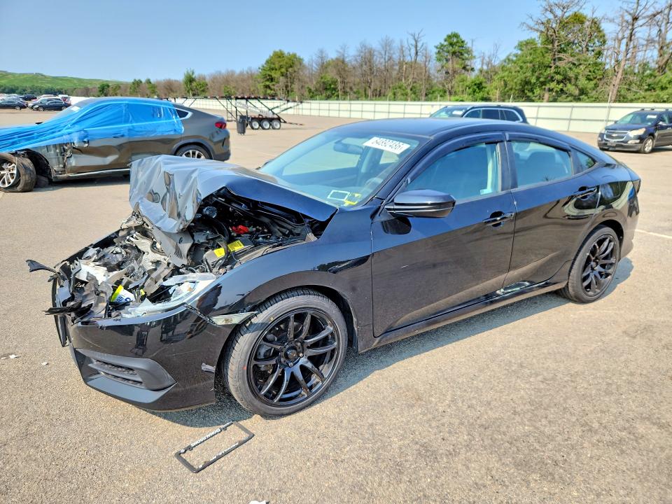 HONDA CIVIC 2018 with VIN 2HGFC2F56JH574598 - Photo from auction