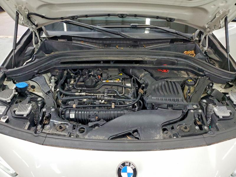 Photo 12 from auction – 2018 BMW X2 with VIN WBXYJ5C31JEF75480