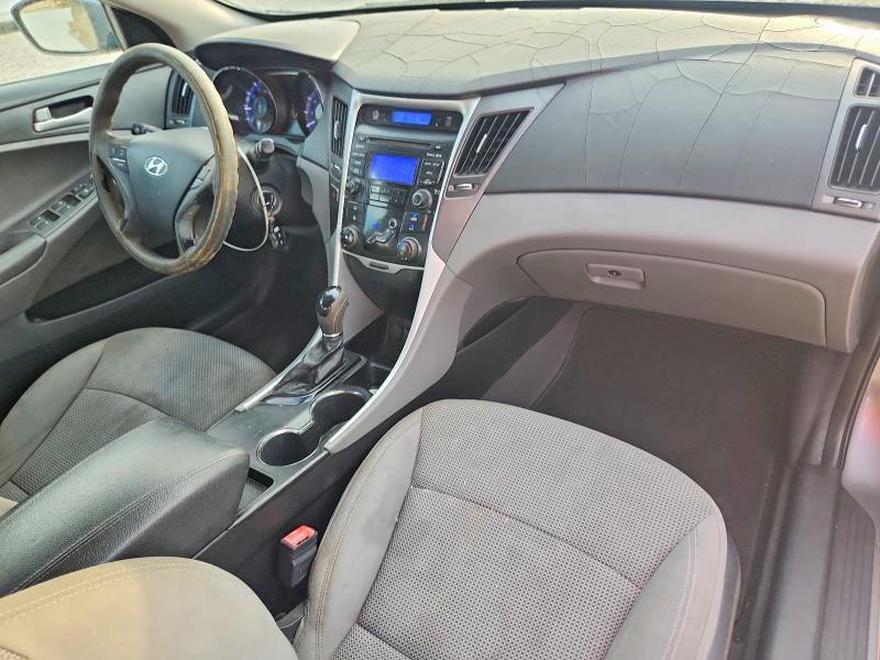 Photo 8 from auction – 2013 HYUNDAI SONATA with VIN 5NPEB4AC7DH712773