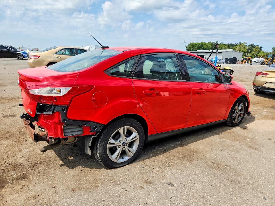 Photo 3 from auction – 2013 FORD FOCUS with VIN 1FADP3F24DL318513