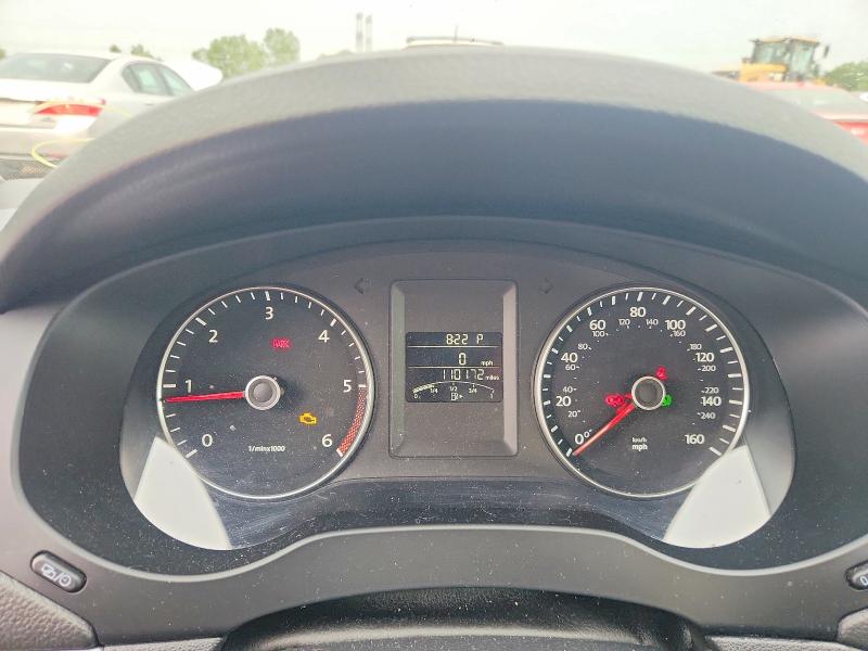 Photo 9 from auction – 2014 VOLKSWAGEN JETTA with VIN 3VWLL7AJ2EM404620