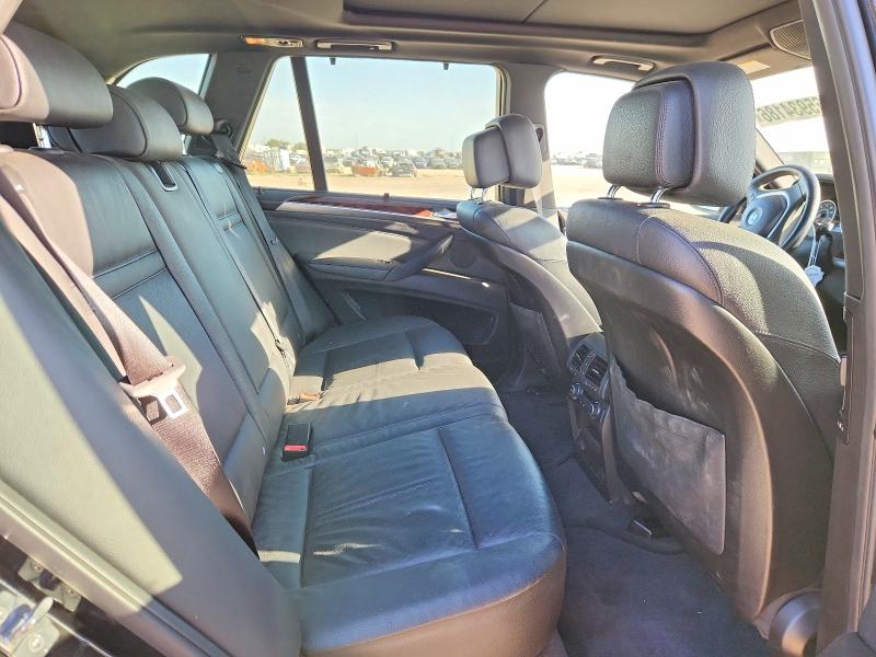 Снимка 11 от търг – 2011 BMW X5 с VIN 5UXZV8C57BL421230
