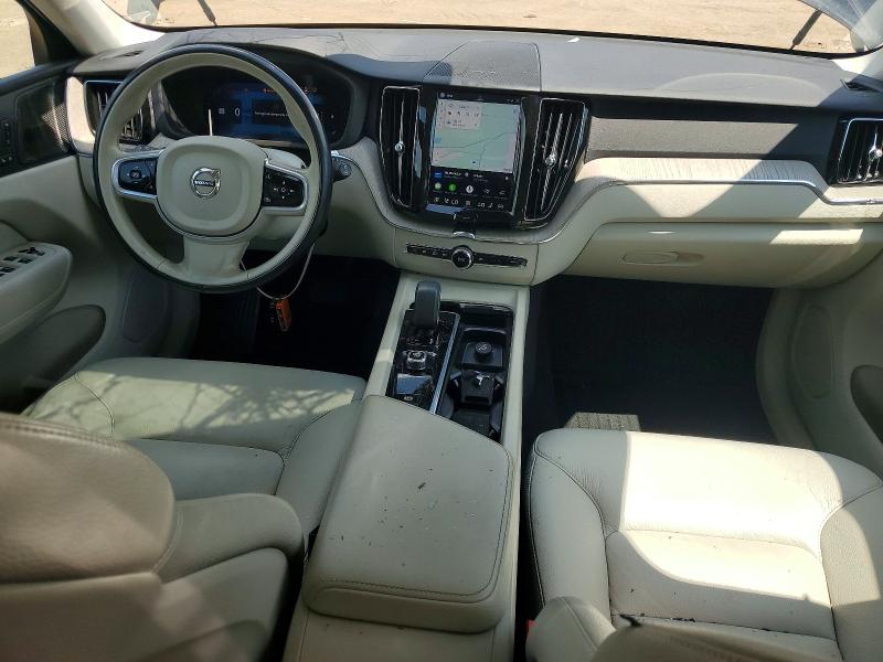 Zdjęcie 8 z aukcji – 2023 VOLVO XC60 z VIN YV4L12DN3P1210900