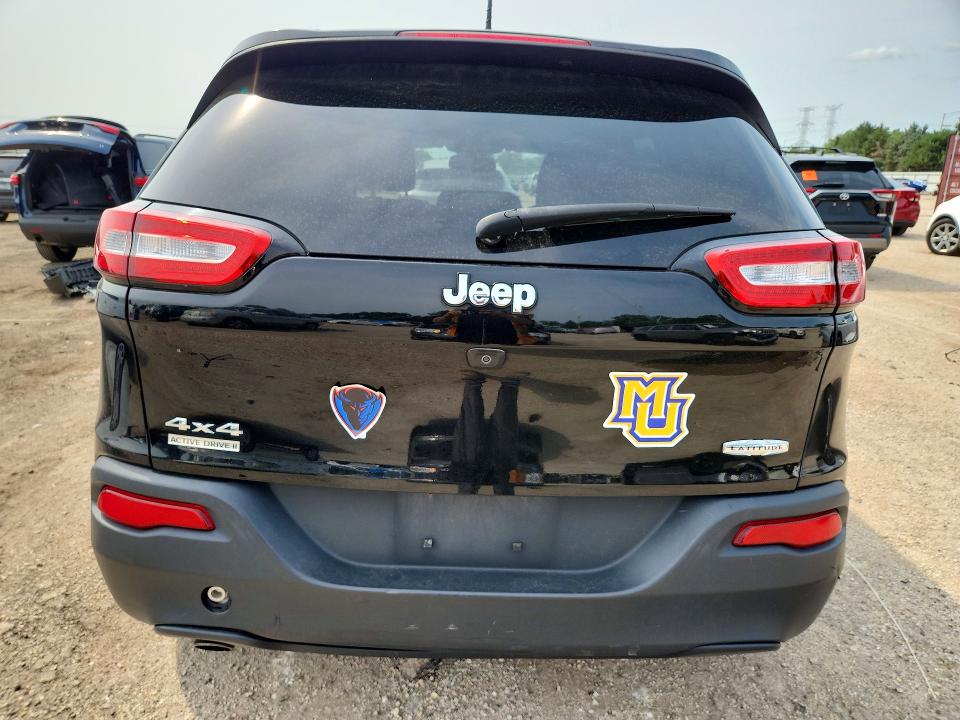 Photo 6 from auction – 2017 JEEP CHEROKEE with VIN 1C4PJMCB0HW618797