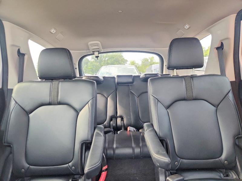 Foto 10 de la subasta – 2023 HONDA PILOT con VIN 5FNYG2H50PB010954