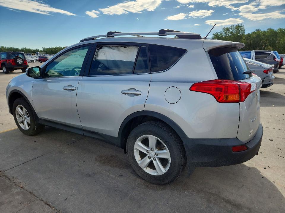 Фото 2 с аукциона – 2013 TOYOTA RAV4 с VIN 2T3RFREV6DW025775