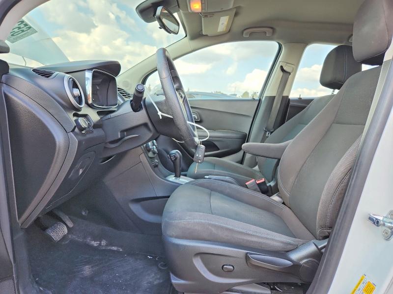 Фото 7 с аукциона – 2016 CHEVROLET TRAX с VIN KL7CJKSB2GB659696