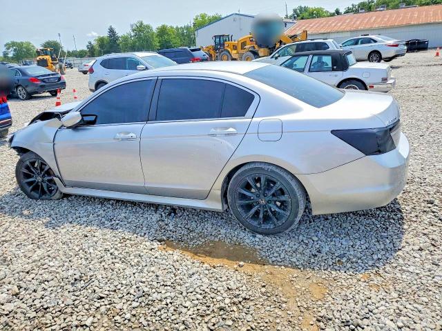 Photo 2 from auction – 2011 HONDA ACCORD with VIN 1HGCP2F32BA142645