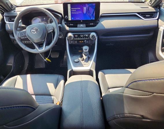 Foto 8 de la subasta – 2024 TOYOTA RAV4 con VIN 2T3E6RFV3RW076574