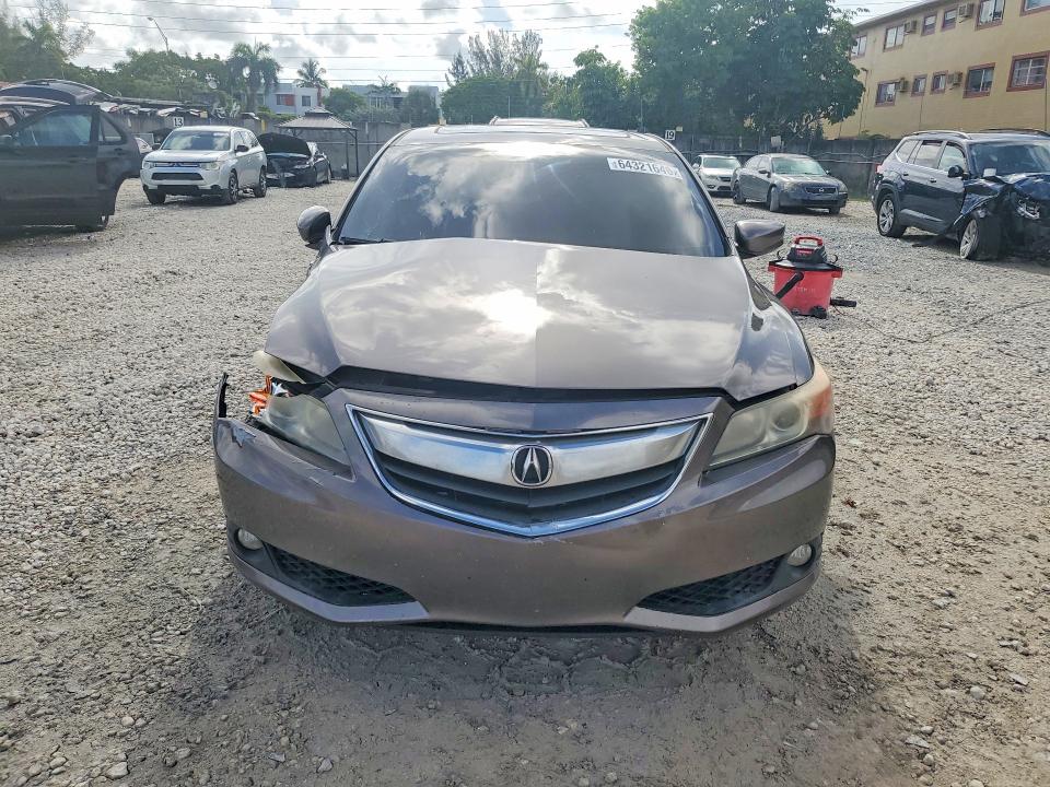 Photo 5 from auction – 2013 ACURA ILX with VIN 19VDE1F76DE018845