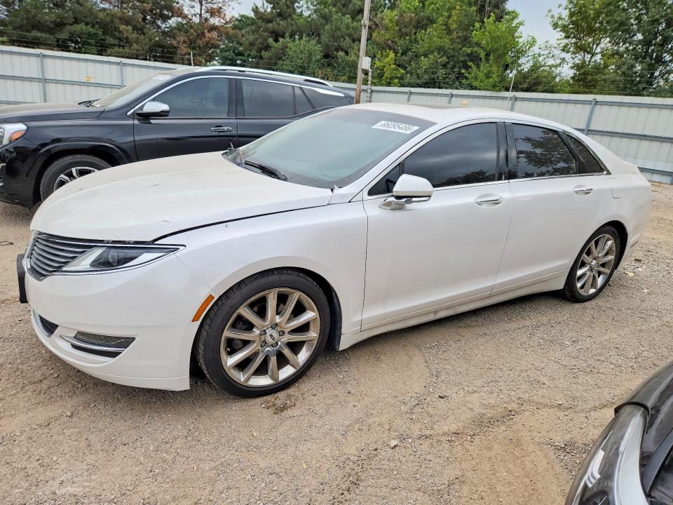 LINCOLN MKZ 2015 with VIN 3LN6L2J90FR602864 - Photo from auction