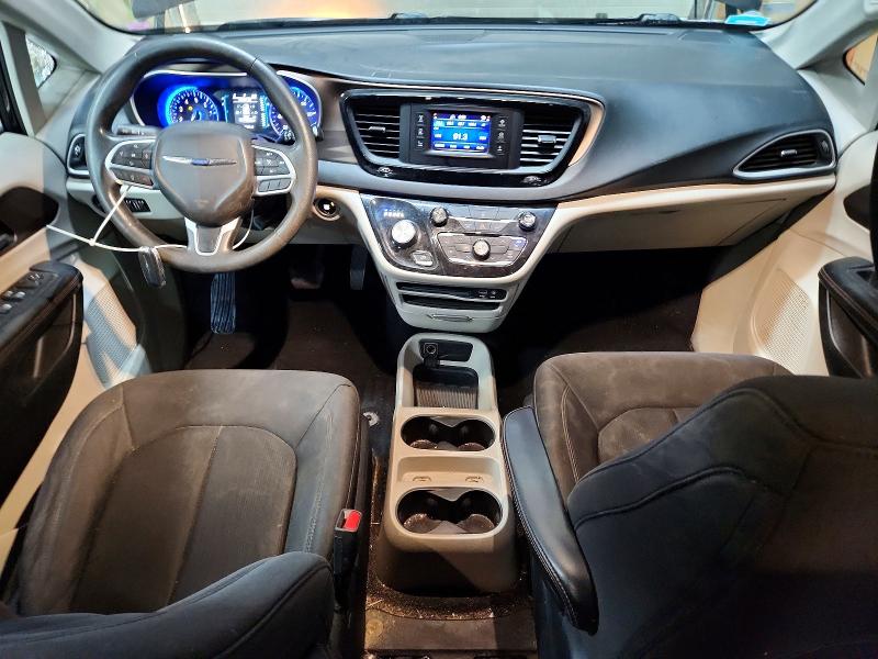 Photo 8 from auction – 2017 CHRYSLER PACIFICA with VIN 2C4RC1CG3HR665313