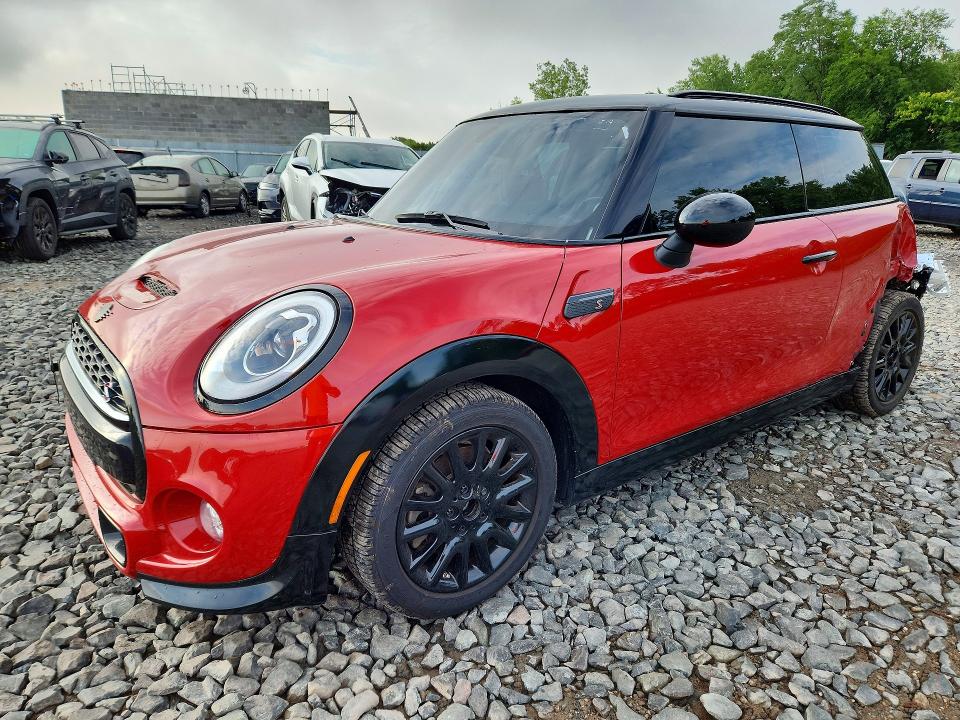 MINI COOPER 2017 with VIN WMWXP7C31H2A46381 - Photo from auction