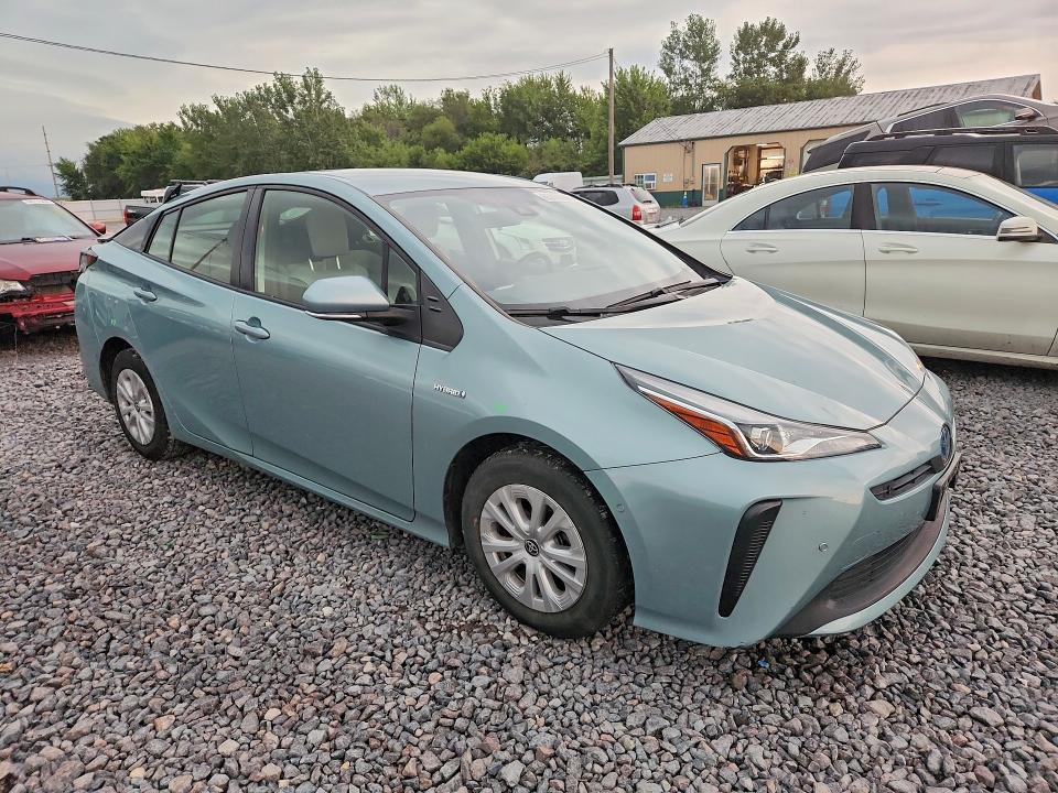 Photo 4 from auction – 2021 TOYOTA PRIUS with VIN JTDKAMFU2M3134746