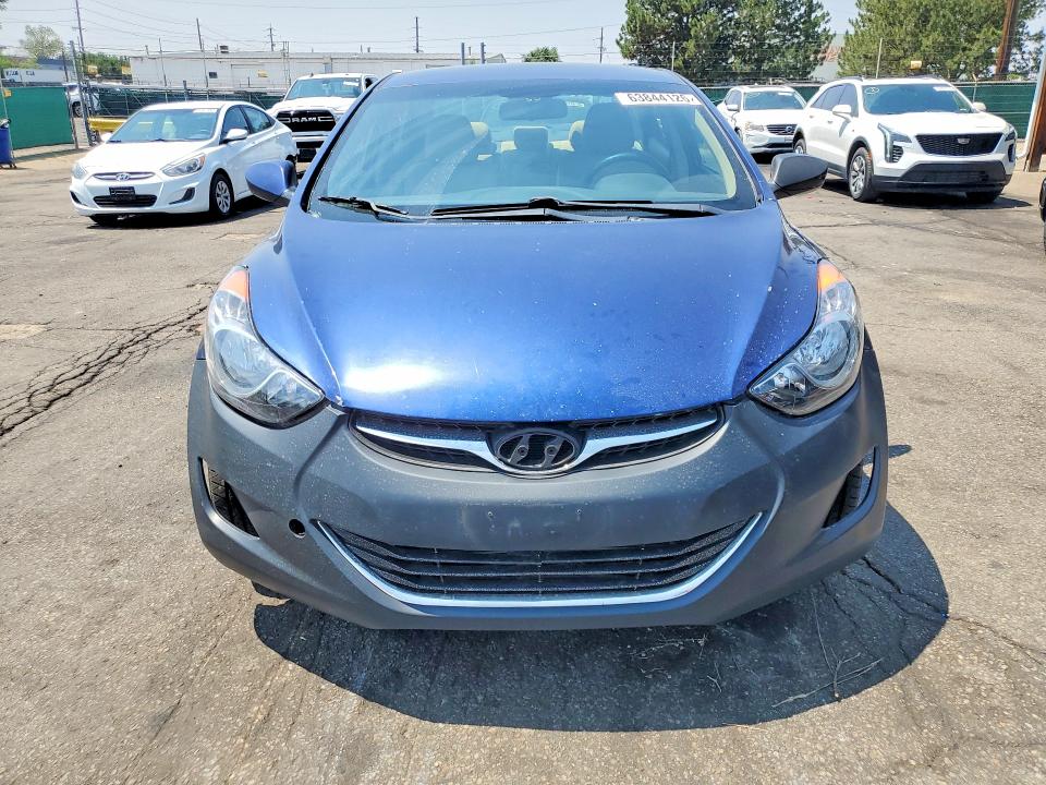 Photo 5 from auction – 2013 HYUNDAI ELANTRA with VIN KMHDH4AE2DU559104