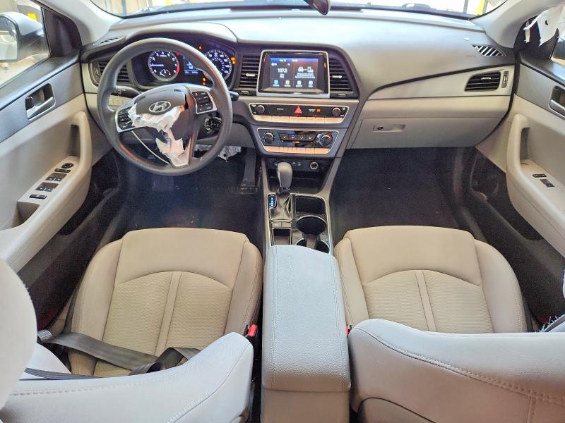 Photo 8 from auction – 2018 HYUNDAI SONATA with VIN 5NPE24AF0JH600175