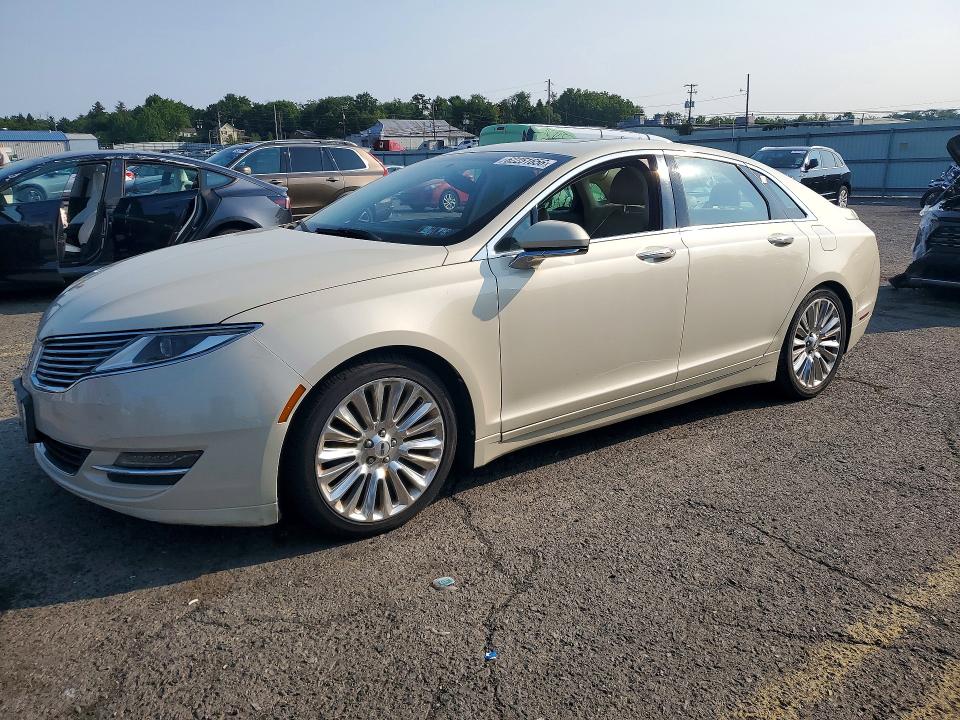 LINCOLN MKZ 2014 with VIN 3LN6L2J96ER821357 - Photo from auction