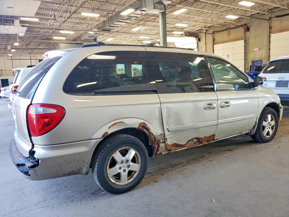 Photo 3 from auction – 2007 DODGE GRAND CARAVAN with VIN 2D4GP44L77R227310