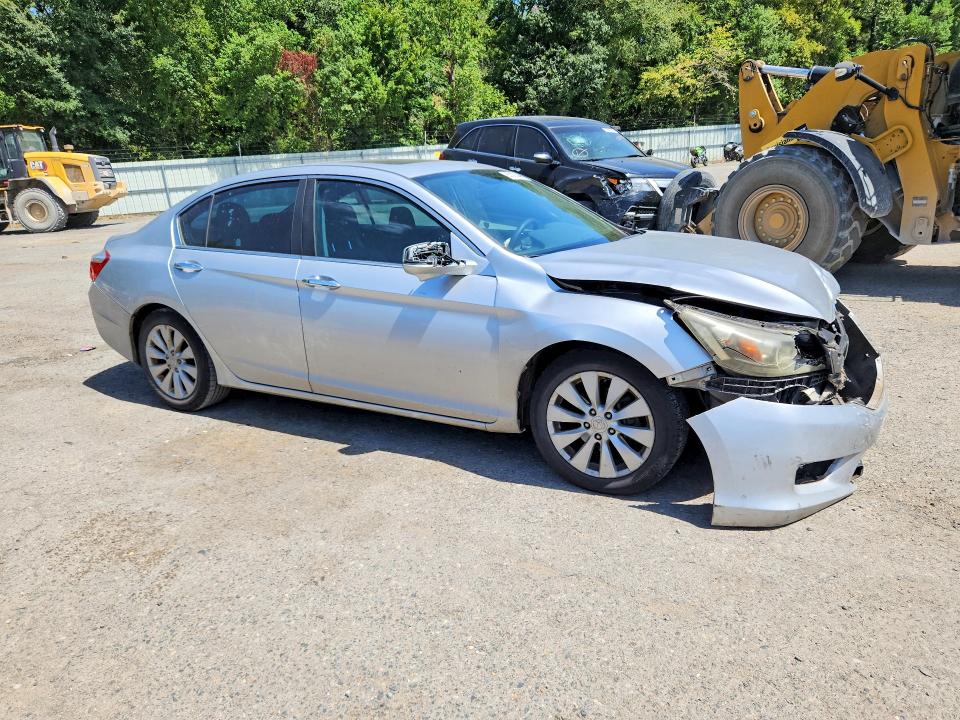 Photo 4 from auction – 2013 HONDA ACCORD with VIN 1HGCR2F75DA039851