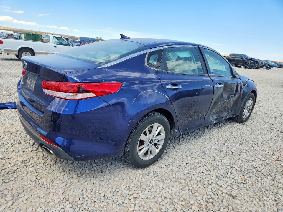 Photo 3 from auction – 2016 KIA OPTIMA with VIN 5XXGT4L34GG116197