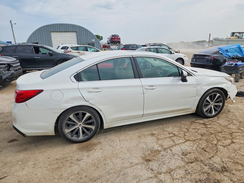 Photo 3 from auction – 2019 SUBARU LEGACY with VIN 4S3BNAN60K3031361