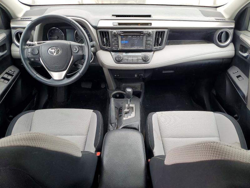 Photo 8 from auction – 2016 TOYOTA RAV4 with VIN 2T3RFREV0GW526911