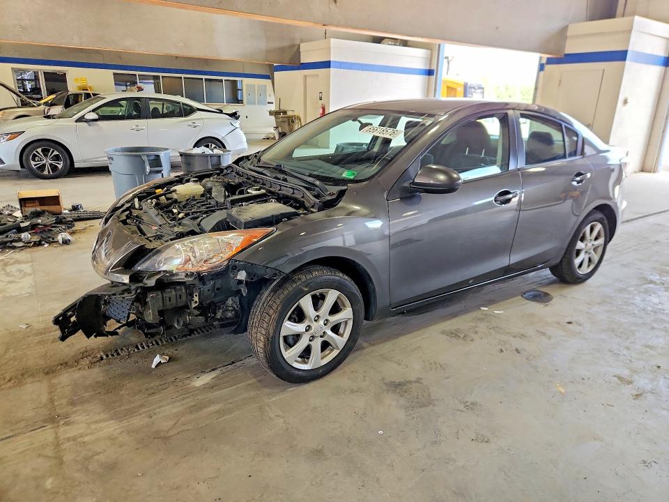 MAZDA 3 2010 with VIN JM1BL1SG9A1329520 - Photo from auction