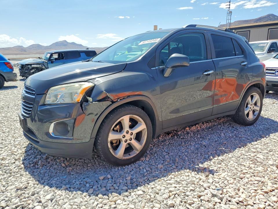 CHEVROLET TRAX 2016 with VIN 3GNCJMSB7GL261260 - Photo from auction