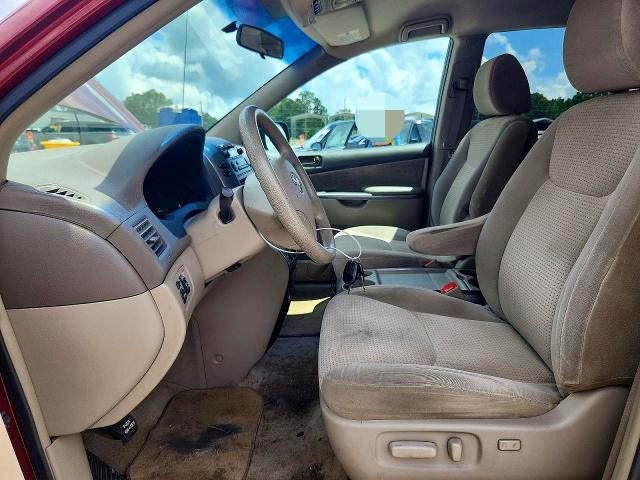 Photo 7 from auction – 2010 TOYOTA SIENNA with VIN 5TDKK4CC3AS341570