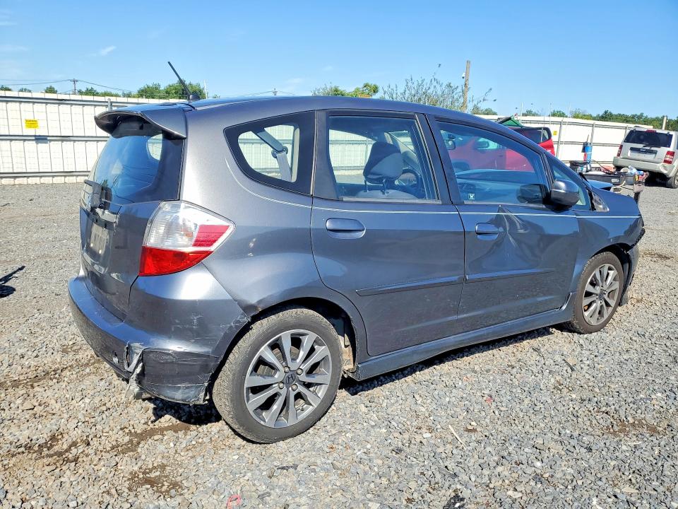Photo 3 from auction – 2013 HONDA FIT with VIN JHMGE8H51DC070253