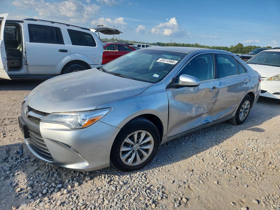 TOYOTA CAMRY 2017 with VIN 4T1BF1FK7HU670666 - Photo from auction