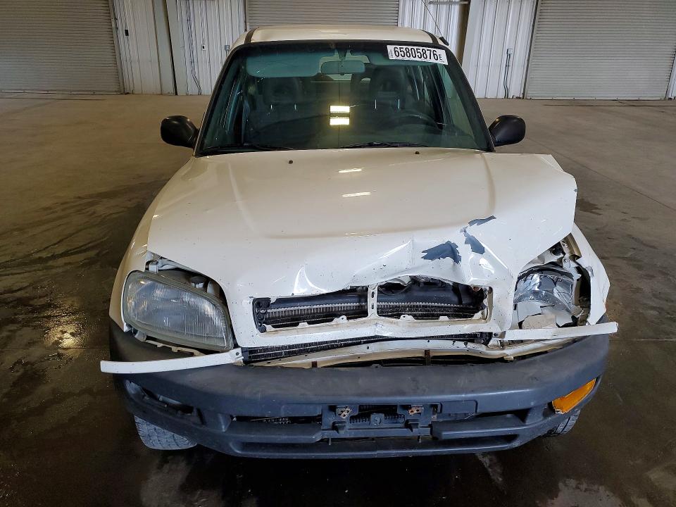 Photo 5 from auction – 1997 TOYOTA RAV4 with VIN JT3HP10V3V0142905