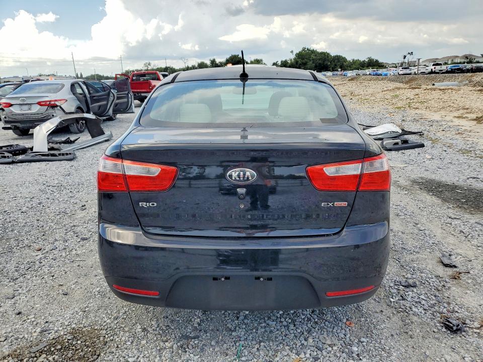 Photo 6 from auction – 2013 KIA RIO with VIN KNADN4A34D6144900