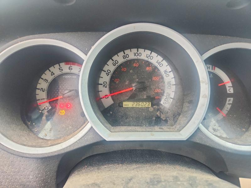 Photo 9 from auction – 2015 TOYOTA TACOMA with VIN 5TFUU4EN3FX129741