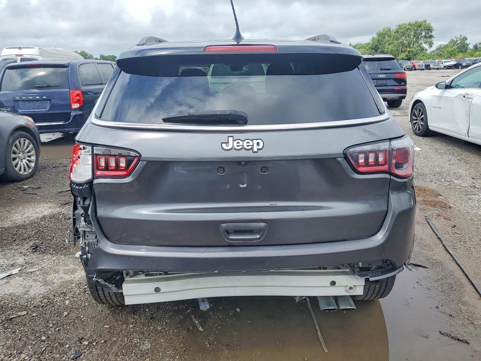 Photo 6 from auction – 2019 JEEP COMPASS with VIN 3C4NJCCB3KT777750