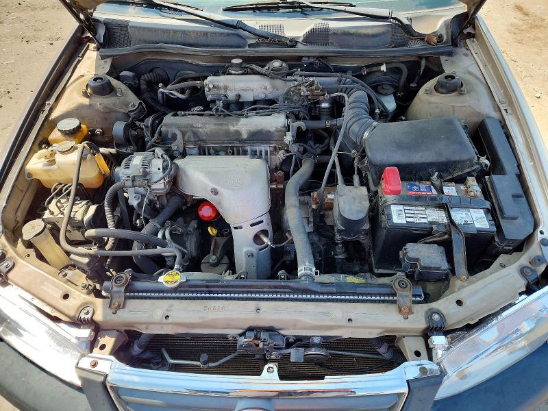 Photo 11 from auction – 2001 TOYOTA CAMRY with VIN 4T1BG22K21U077490