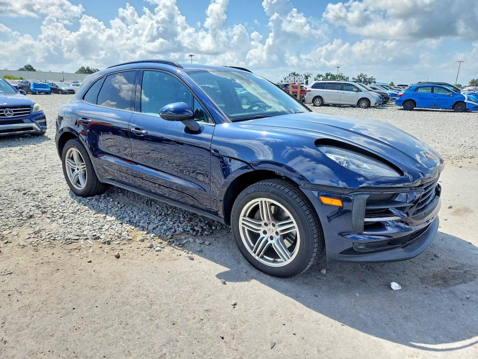 Photo 4 from auction – 2020 PORSCHE MACAN with VIN WP1AA2A59LLB13521