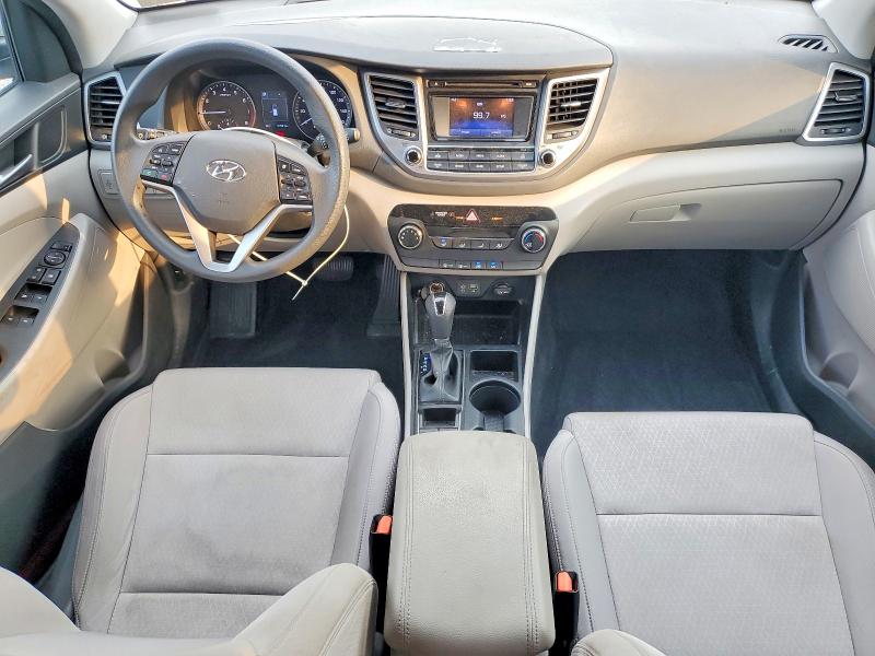 Photo 8 from auction – 2017 HYUNDAI TUCSON with VIN KM8J3CA46HU442103