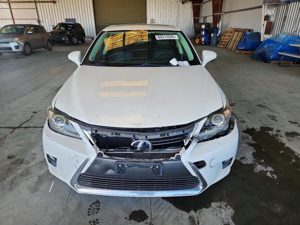 Photo 5 from auction – 2016 LEXUS CT with VIN JTHKD5BH3G2268177