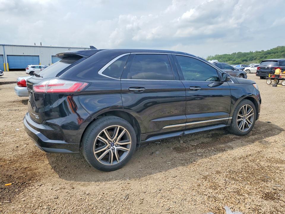 Photo 3 from auction – 2019 FORD EDGE with VIN 2FMPK4K9XKBC69521