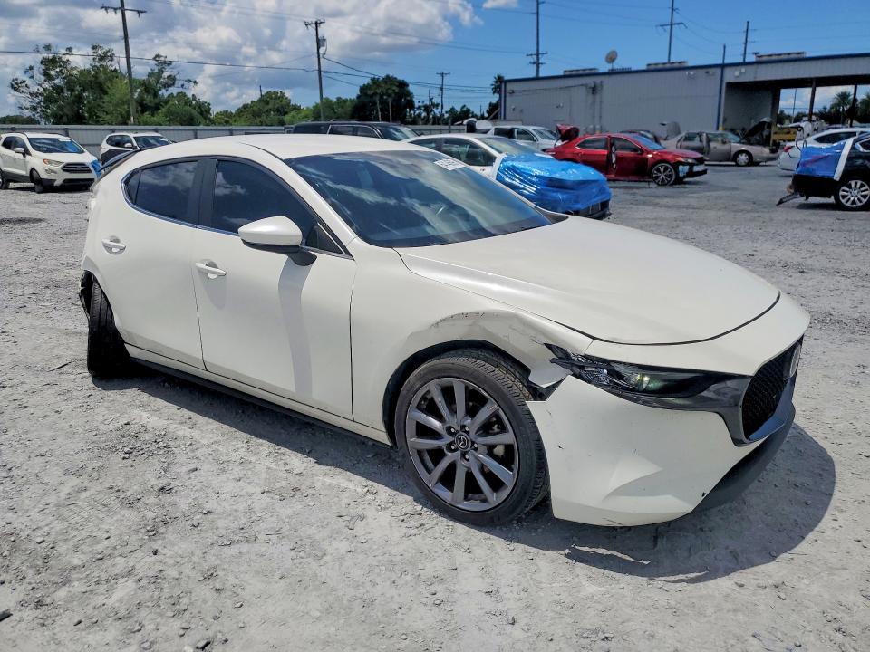 Photo 4 from auction – 2021 MAZDA 3 with VIN JM1BPAKL1M1328691