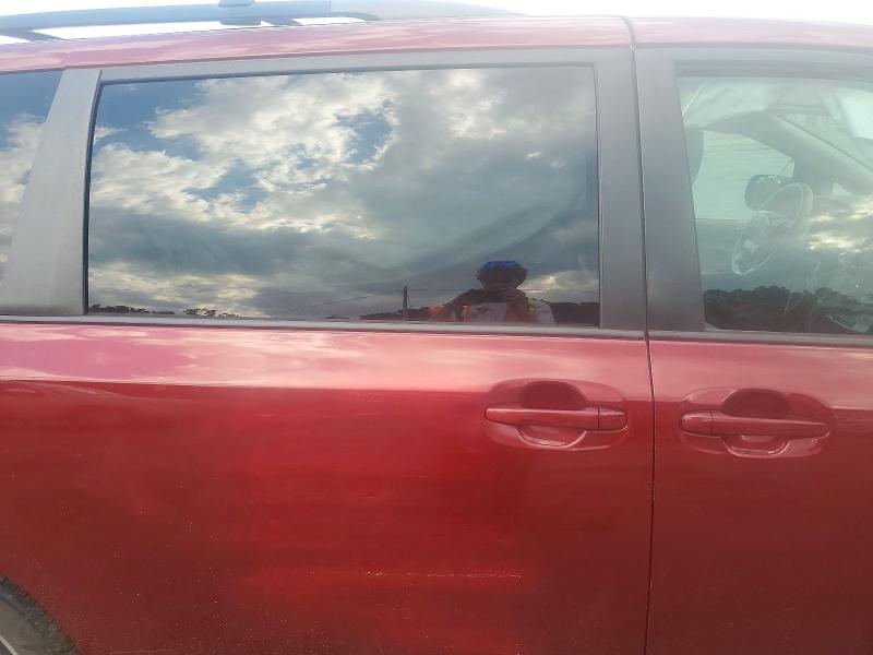Photo 11 from auction – 2014 TOYOTA SIENNA with VIN 5TDKK3DC4ES460890