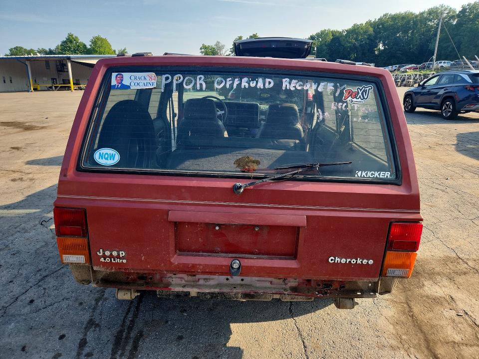 Photo 6 from auction – 1990 JEEP CHEROKEE with VIN 1J4FJ38L5LL279028