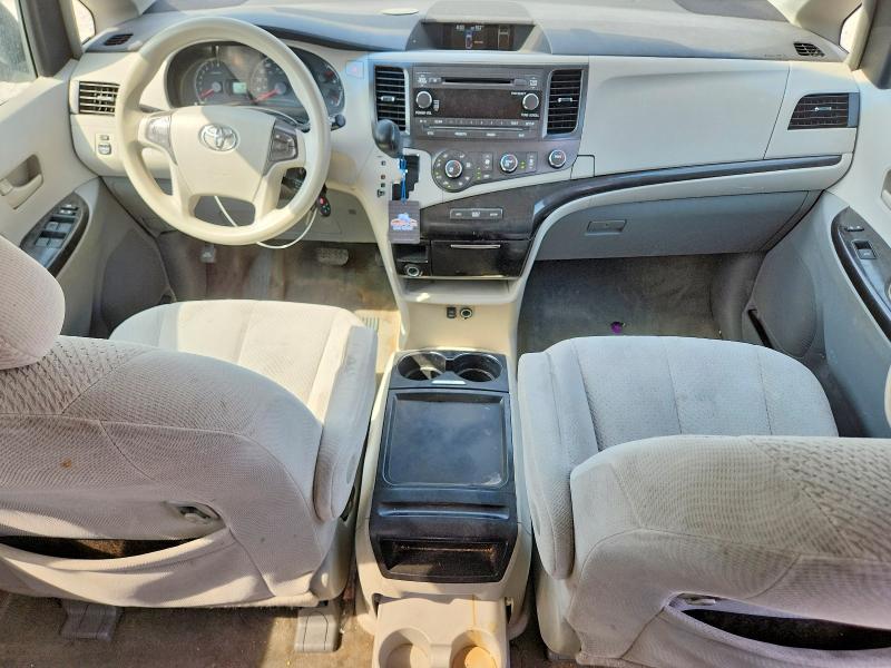 Photo 8 from auction – 2011 TOYOTA SIENNA with VIN 5TDKK3DC4BS119288