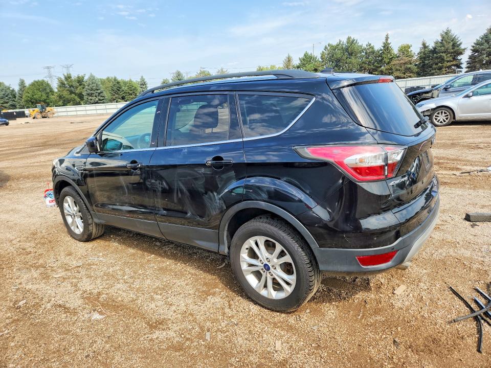 Photo 2 from auction – 2017 FORD ESCAPE with VIN 1FMCU0GD8HUB46978