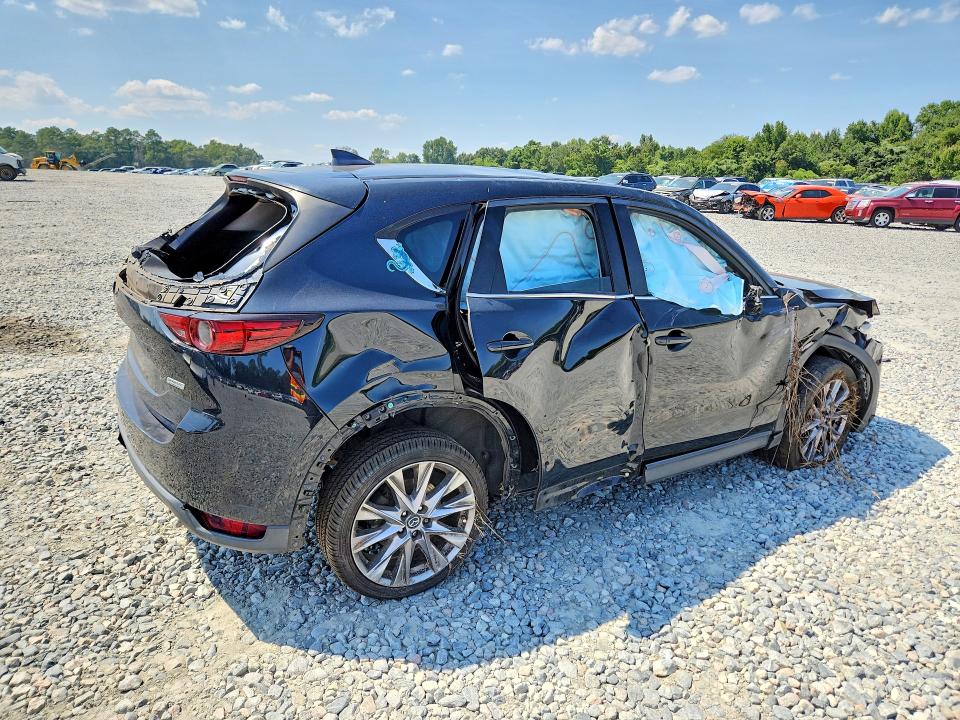 Photo 3 from auction – 2019 MAZDA CX-5 with VIN JM3KFADM7K0553068